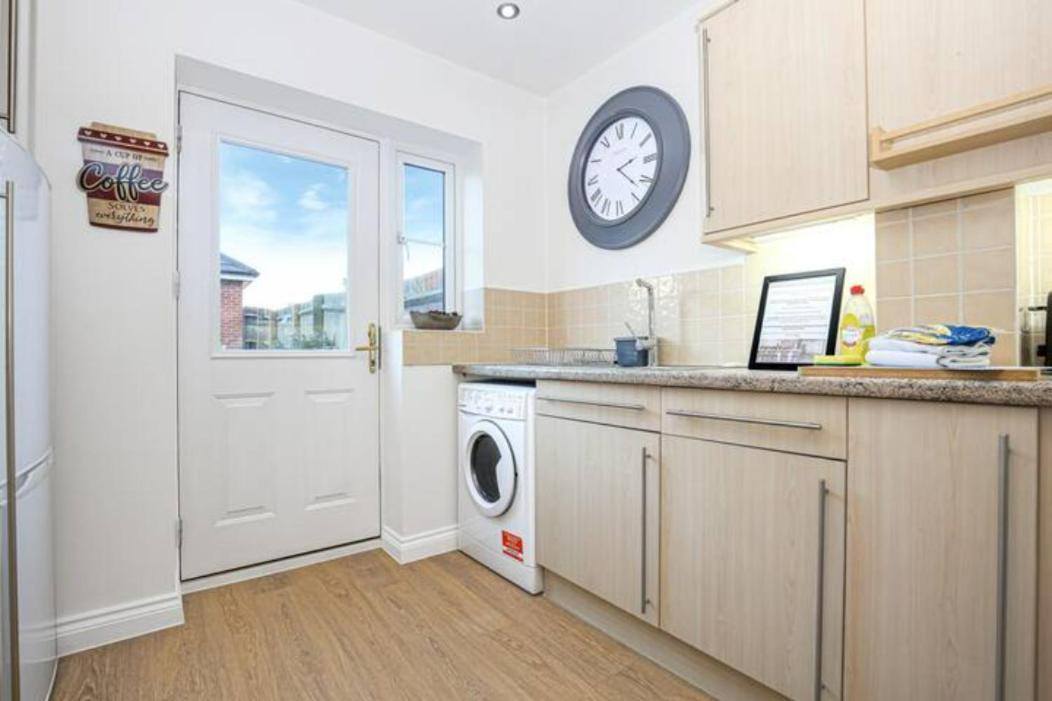 Holiday home Berrywood House: With Free Parking Northampton